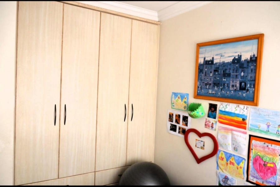 3 Bedroom Property for Sale in Wavecrest Eastern Cape